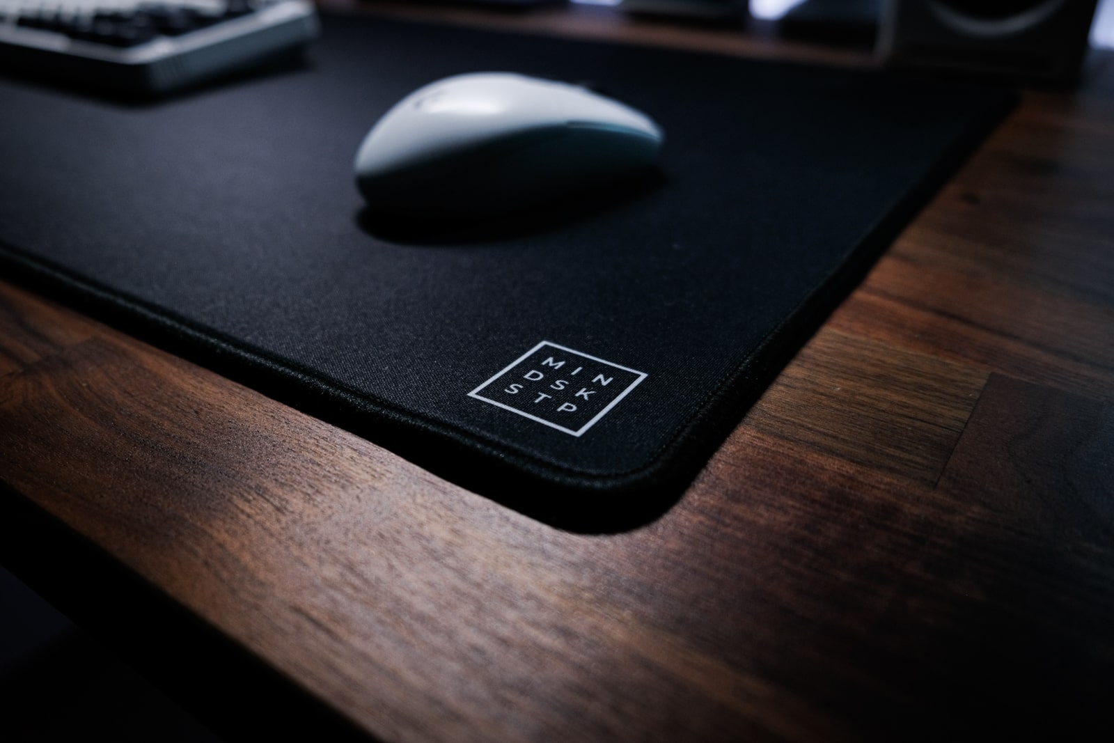 Gaming Desk Pad Minimal Desk Setups